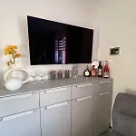 Gemuetliche Eg 90m2 -terasse Garten