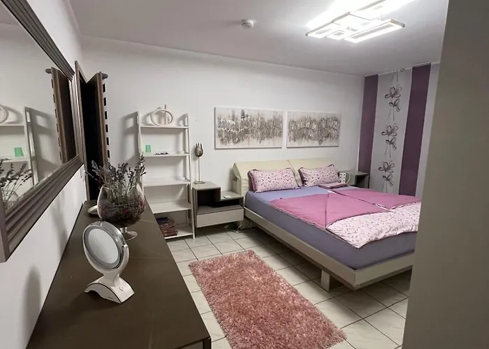 Gemuetliche 75 M2 -terasse וולקאך